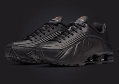 Nike Shox R4 Triple Black
